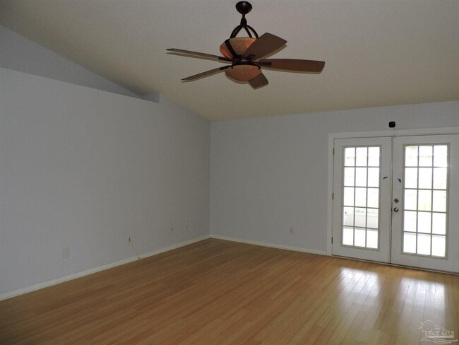 Photo - 10931 Country Ostrich Dr