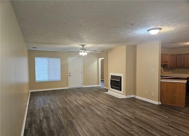 Photo - 3375 Galleria Dr Unidad 7