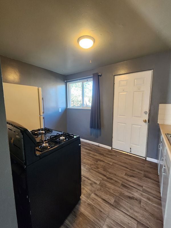 Photo - 1066 Dayton St