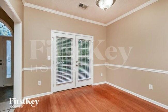 Photo - 60 Landing Ln