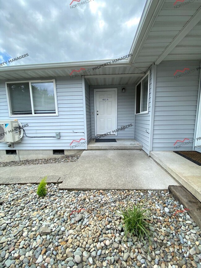 Photo - R242b Unit 1