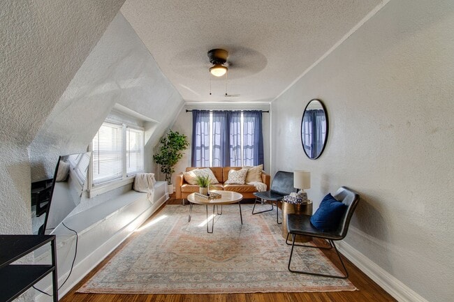 Photo - 1954 Manila Ave Unit 203