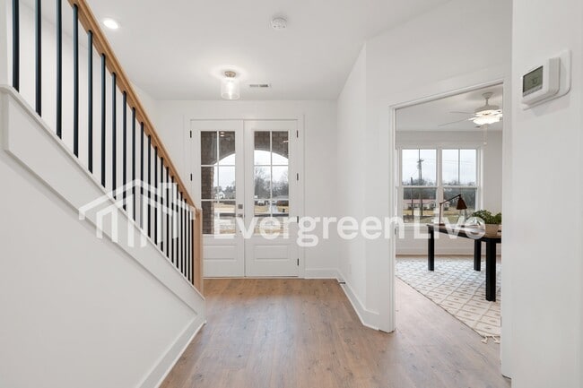 Building Photo - 129 Leggo Ave