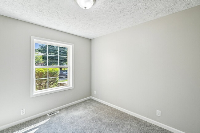 Grandes ventanas - The Everly Apartments