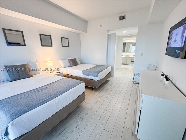 2600 Hallandale Ave Unit 3104