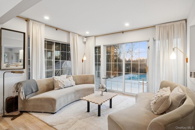 Photo - 62 Sea Farm Ln