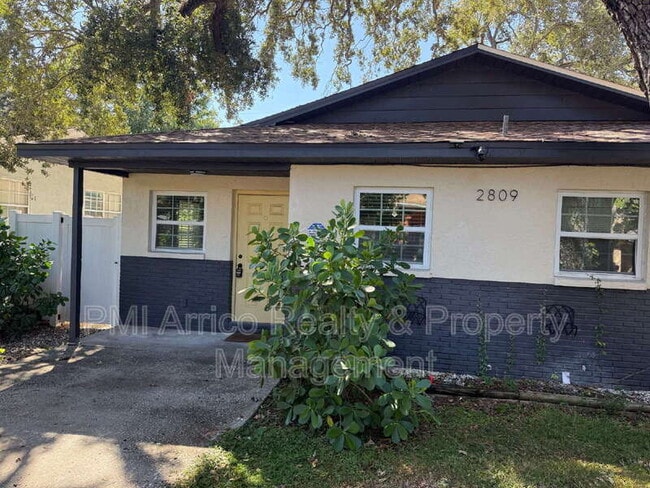 Building Photo - 2809 Marconi St Unit Apt. B