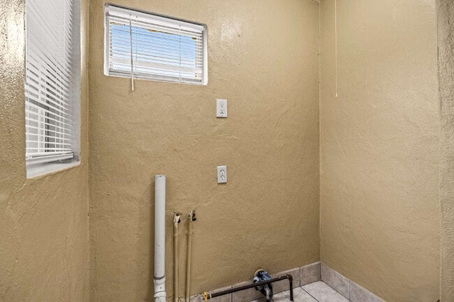 Photo - Convenient Living! 3 Bedroom Triplex with Driveway Parking Unit Apt #1