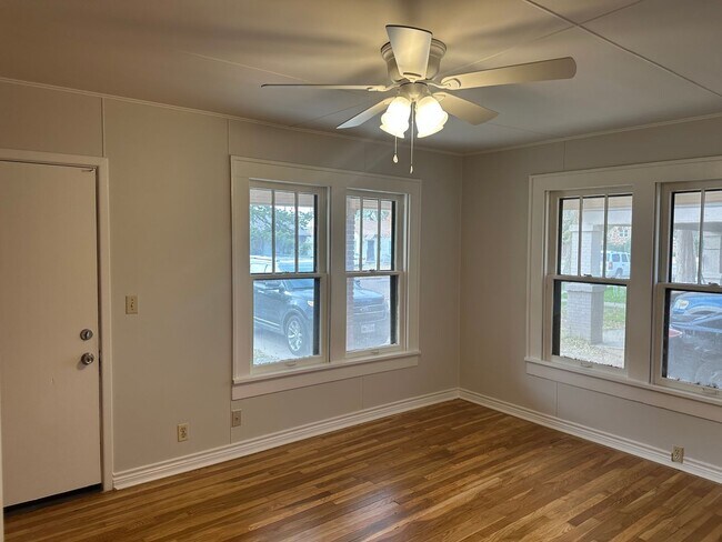 Photo - 2210 18th St Unit 2210 18th Front