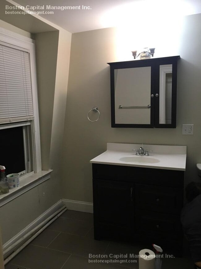 Photo - 10 Greylock Rd