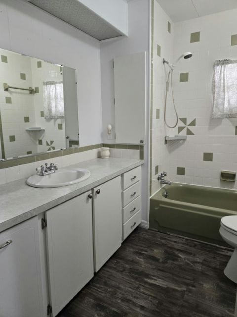 Photo - 409 49th Ave Terrace W