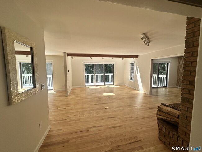 Photo - 19 Brookhill Ln
