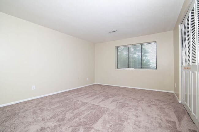 Photo - 150 Elm St Unidad 1