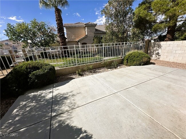 Photo - 2183 Polynesia Cir