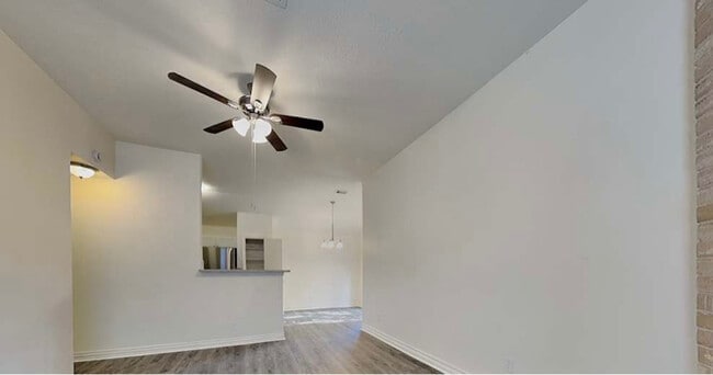 Building Photo - 20603 Sycamore Crest Ln