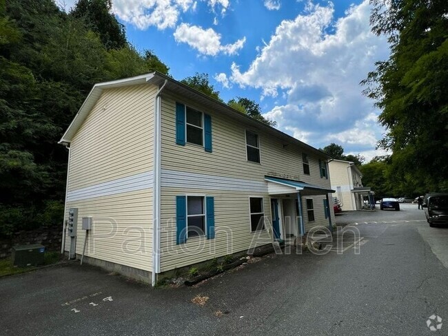 Building Photo - 133 Citadel Dr Rental