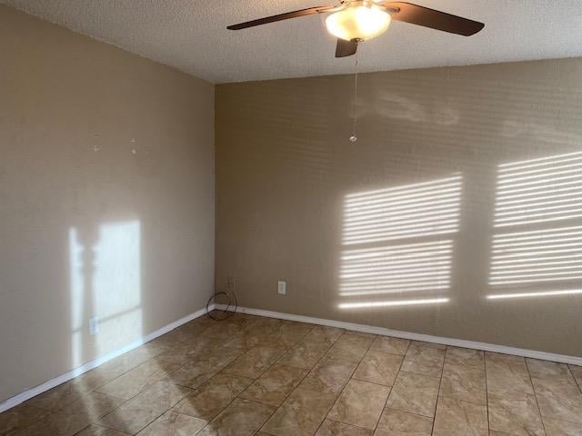 Photo - 6708 SW Forest Cir