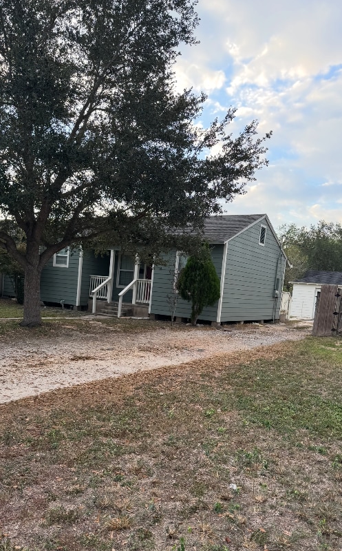 Photo - 5769 Hampshire Rd