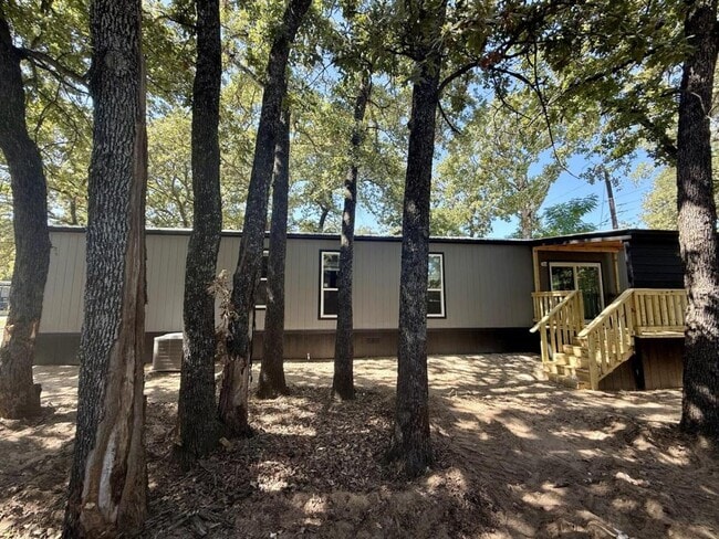 Photo - 1808 Sheila Dr