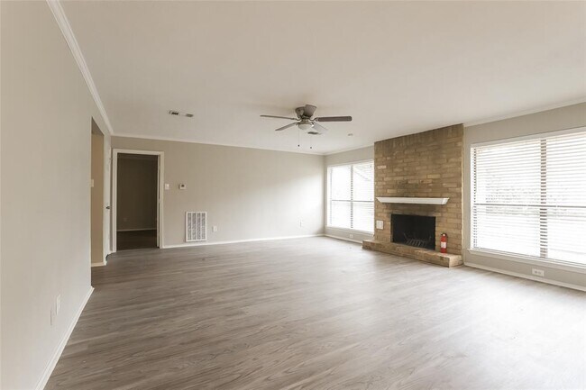 Photo - 1335 Westgreen Blvd