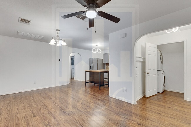 Photo - 4622 Credo Lane