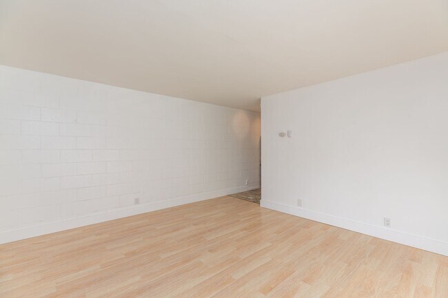 Viewmont Apartments