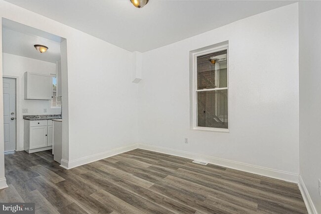 Photo - 1621 Berryhill St Unit Apt 3