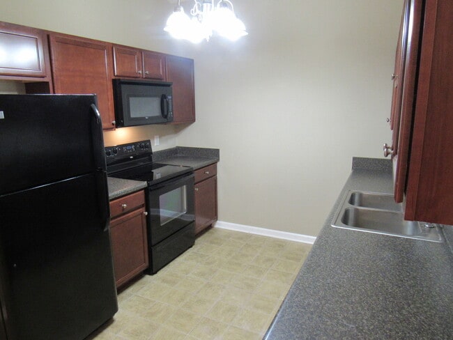 Photo - 2 bed, 2 bath, 2 car garage ranch style home in N. Knoxville