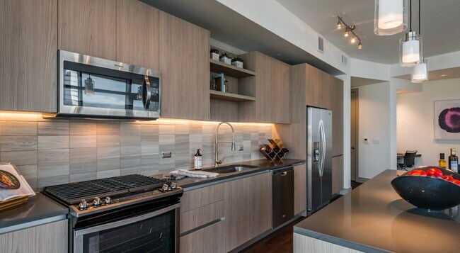 Photo - Experience Luxury + 1 Month Free Rent! Unit AMS3