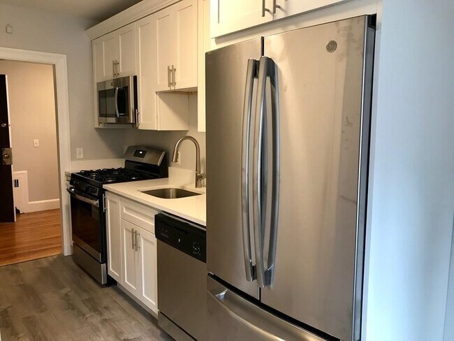 Photo - 14 Mount Ida St Unit 5