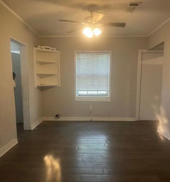 Photo - 3704 Hines Ave