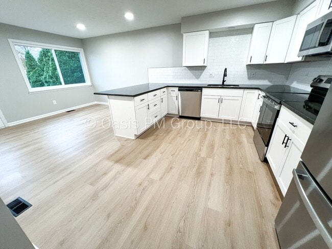 Photo - 3372 Willington Dr