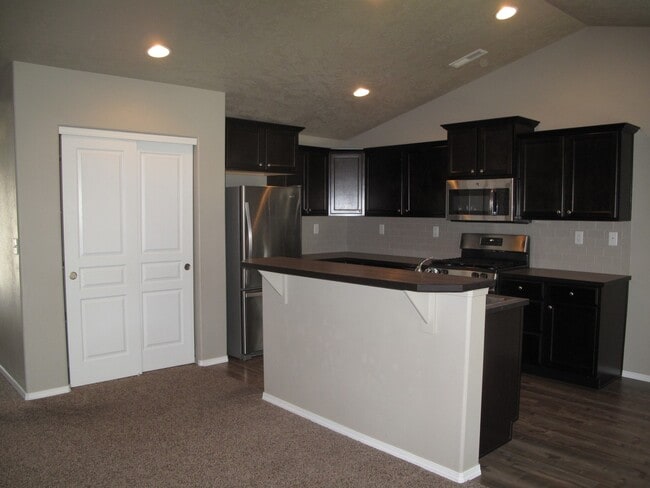 Photo - VILLAGE AT COLD SPRINGS