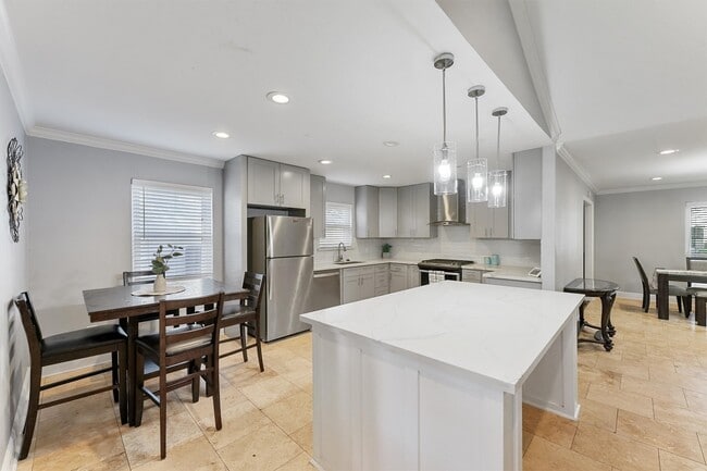 Photo - 10719 Del Monte Dr