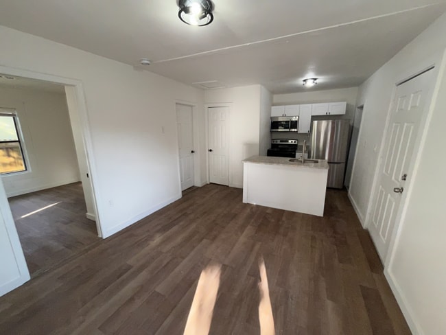 Photo - 610 SE 13th Terrace