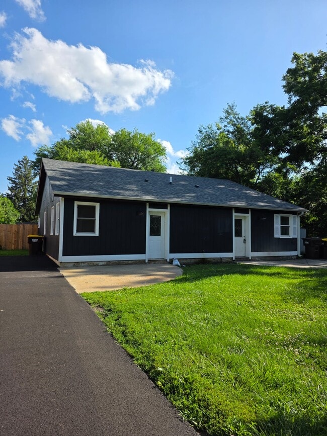 Photo - 707 Amanda Ave Townhome