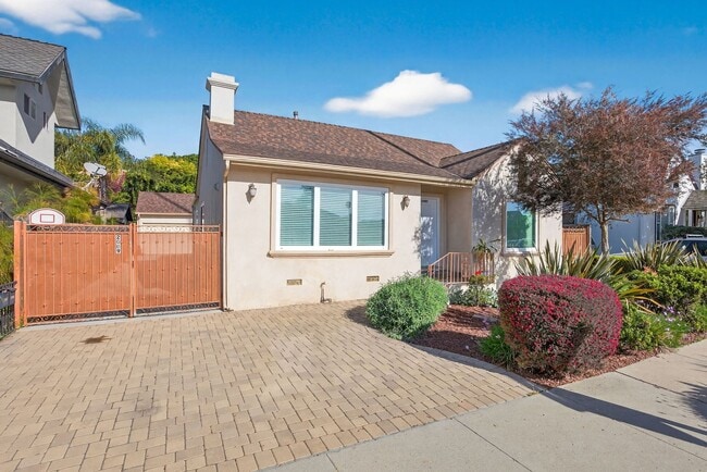 Photo - 2007 Poli St Unit 2007 Poli Street (front house)