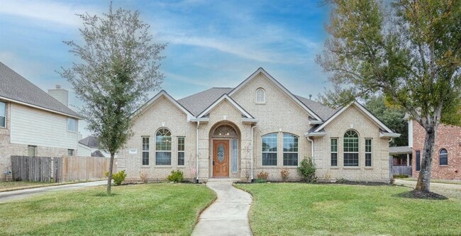 Photo - 2710 Falcon Knoll Ln House