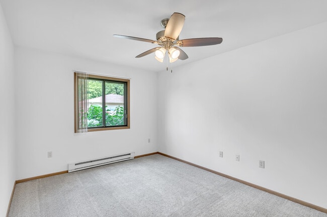 Photo - Bear Arbor Apartments