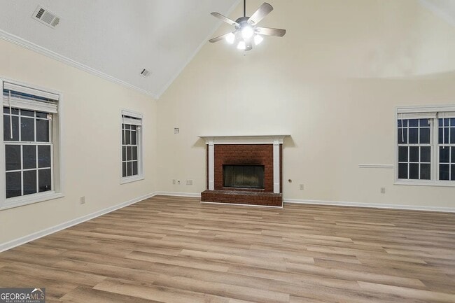 Photo - 160 Windward Dr