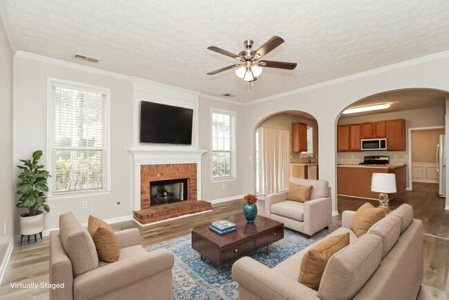 Photo - 3130 Kirkwood Dr NW