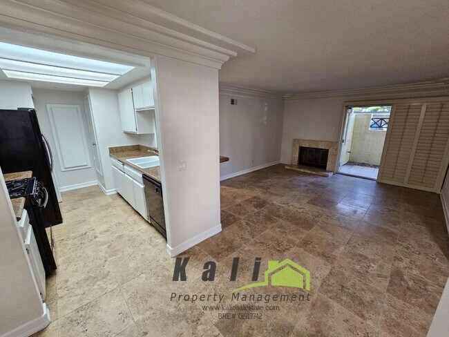 755 Brookstone Rd Unit 102