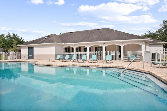 Photo - Silver Pointe at Leesburg