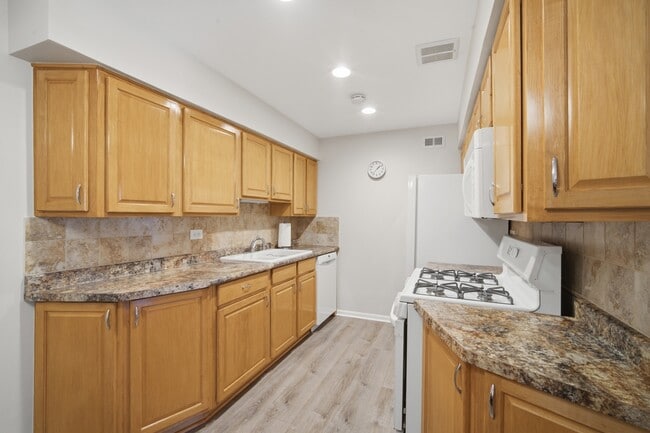Photo - 1531 N Windsor Dr