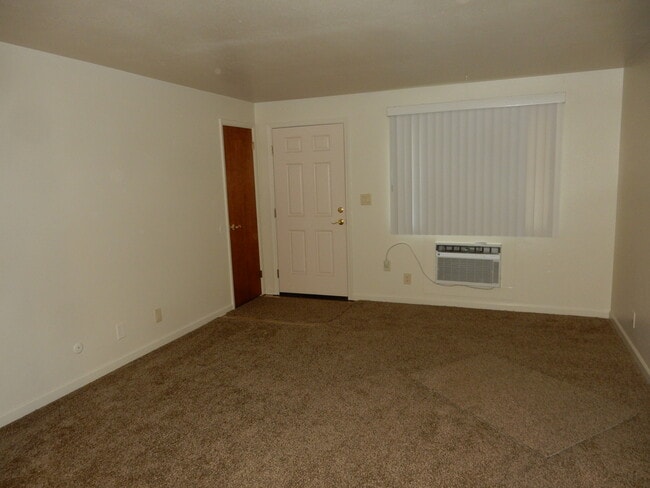 Building Photo - 1518 Sunrise Manor Way Unit 1518 Rental