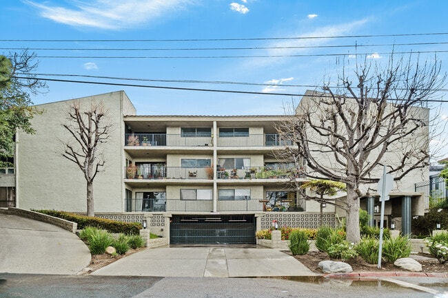 Photo - 2929 Waverly Dr Condo Unit 110