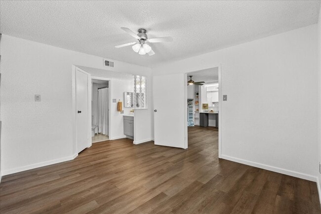 Photo - 1500 Bay Area Blvd Unidad 339