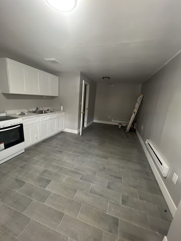 Photo - 739 Tilden St