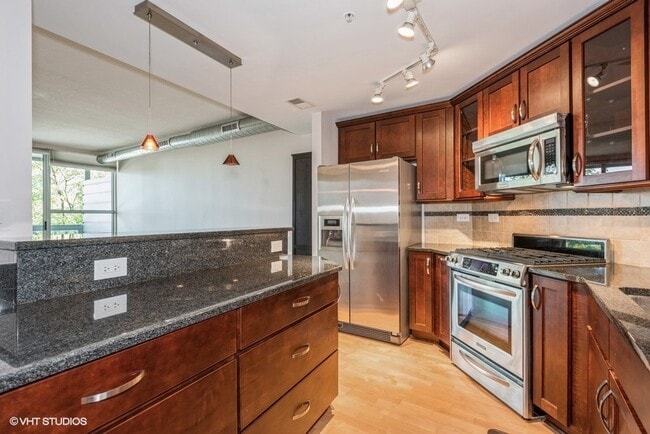 Photo - 1228 Emerson St Unit 304