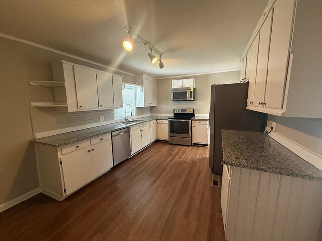 Photo - 20 Highland St